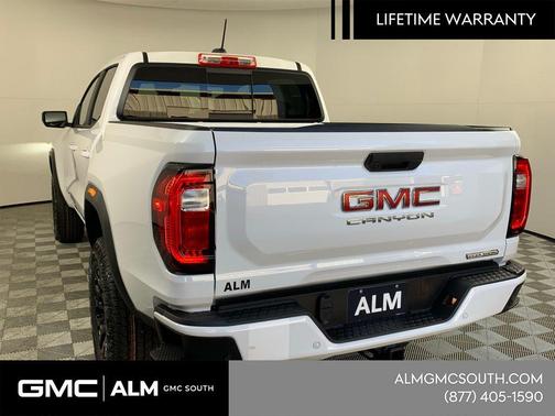 Summit White 2026 GMC Canyon Elevation