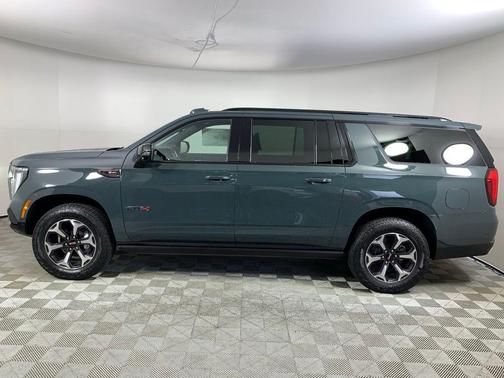 2026 GMC Yukon XL 4WD AT4 Ultimate