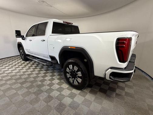 2025 GMC Sierra 2500 Denali