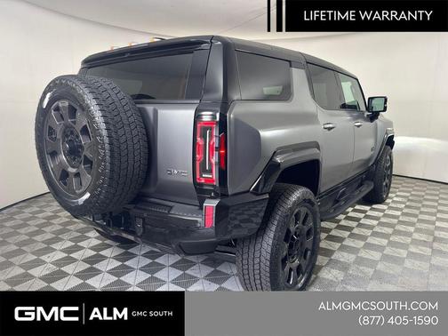 Magnus Gray Matte 2026 GMC HUMMER EV SUV 3X
