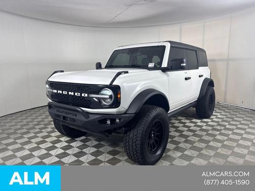 OXFORD WHITE 2022 Ford Bronco Wildtrak