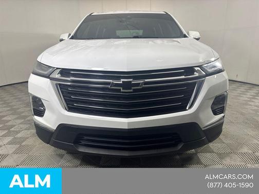 Summit White 2023 Chevrolet Traverse LT Cloth