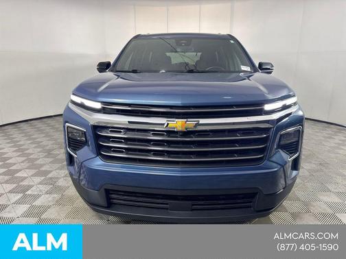 Lakeshore Blue Metallic 2024 Chevrolet Traverse LT