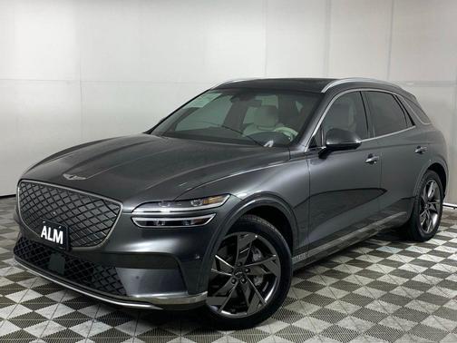 2023 Genesis Electrified GV70 Advanced AWD