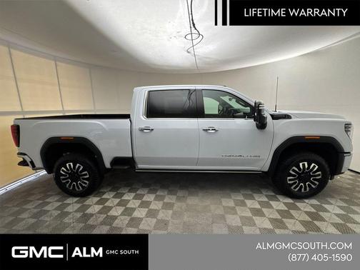 Glacier White Tricoat 2026 GMC Sierra 2500 Denali Ultimate