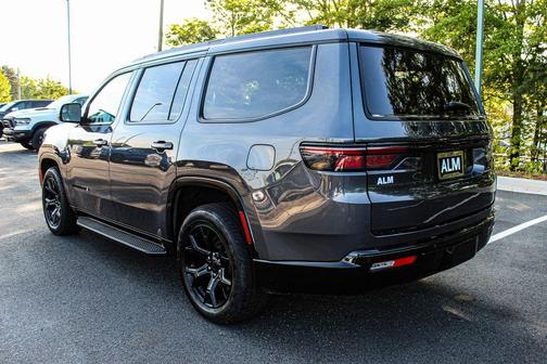 2024 Jeep Wagoneer Series II Carbide