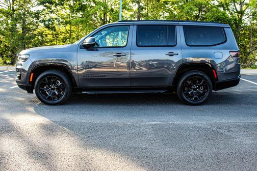 2024 Jeep Wagoneer Series II Carbide
