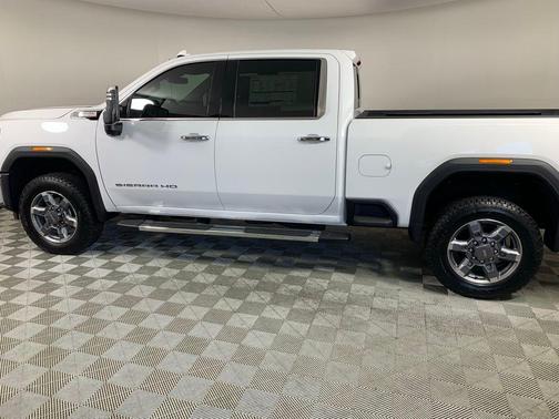 2026 GMC Sierra 2500 SLT