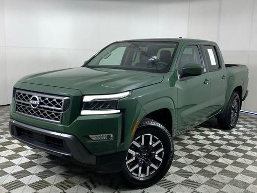 2024 Nissan Frontier SL