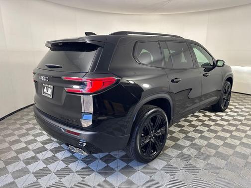 2026 GMC Acadia Elevation FWD