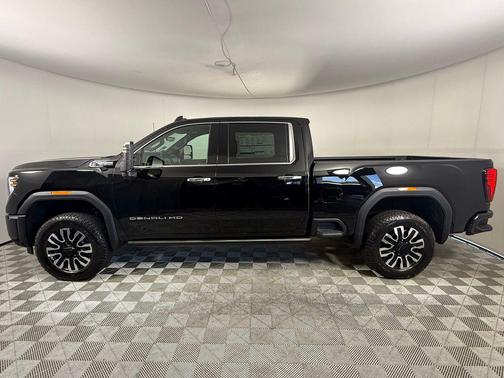2025 GMC Sierra 2500 Denali Ultimate