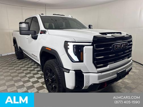 Summit White 2025 GMC Sierra 2500 AT4
