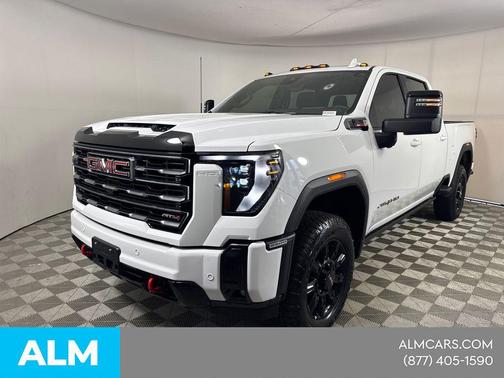 Summit White 2025 GMC Sierra 2500 AT4