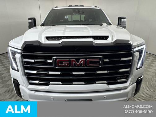 Summit White 2025 GMC Sierra 2500 AT4