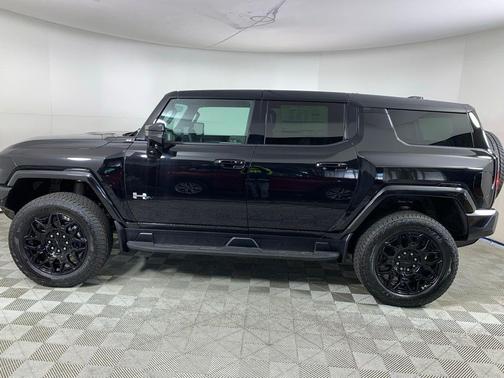 2026 GMC HUMMER EV SUV 2X