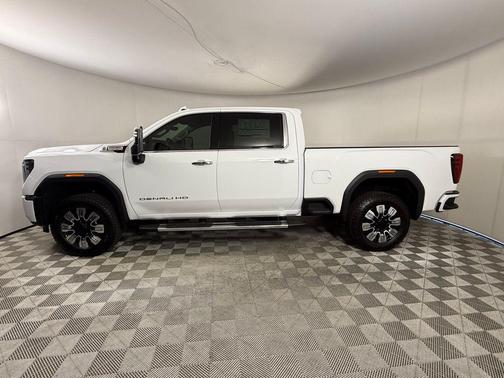 2025 GMC Sierra 2500 Denali