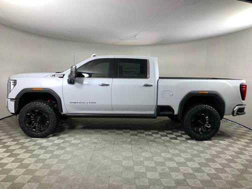 2026 GMC Sierra 2500 Denali