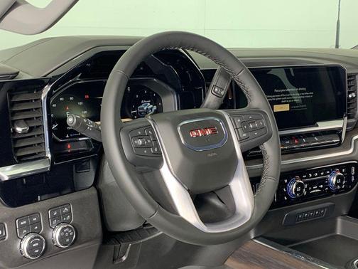 2026 GMC Sierra 2500 SLT