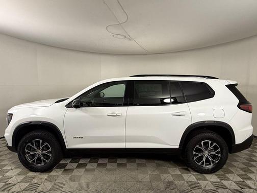 2025 GMC Acadia AWD AT4