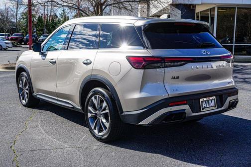 2024 INFINITI QX60 Luxe