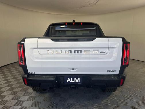Interstellar White 2026 GMC HUMMER EV Pickup 2X