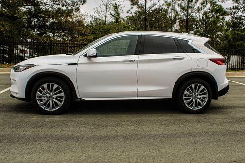 2024 INFINITI QX50 LUXE AWD