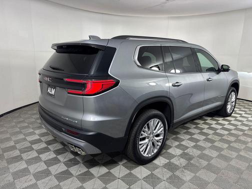 2026 GMC Acadia Elevation FWD