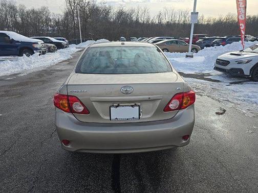 2010 Toyota Corolla LE