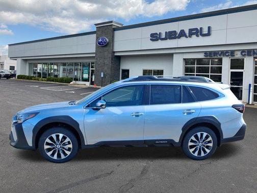 2025 Subaru Outback Touring