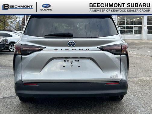 2024 Toyota Sienna XLE