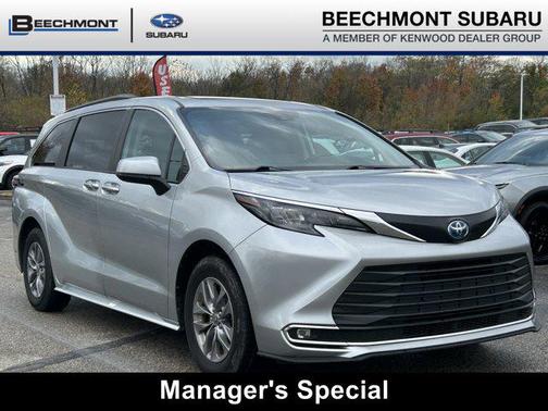 2024 Toyota Sienna XLE