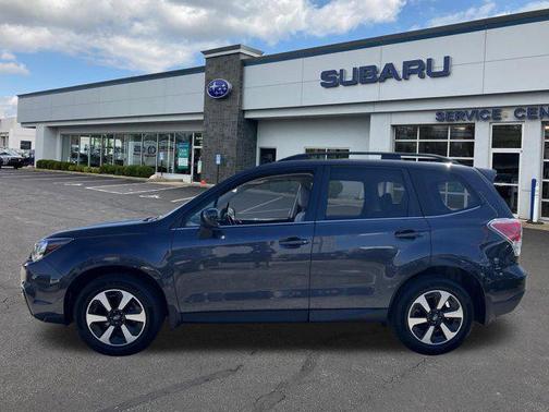 Dark Gray Metallic 2018 Subaru Forester 2.5i Limited