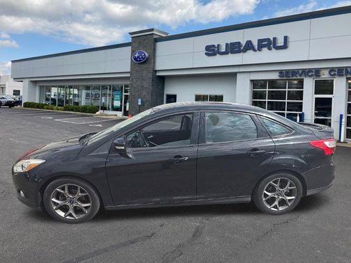 Tuxedo Black Metallic 2014 Ford Focus SE