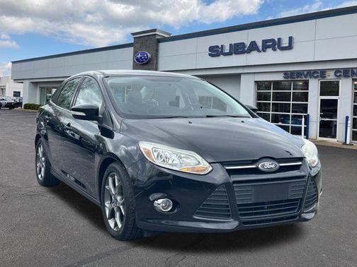 Tuxedo Black Metallic 2014 Ford Focus SE