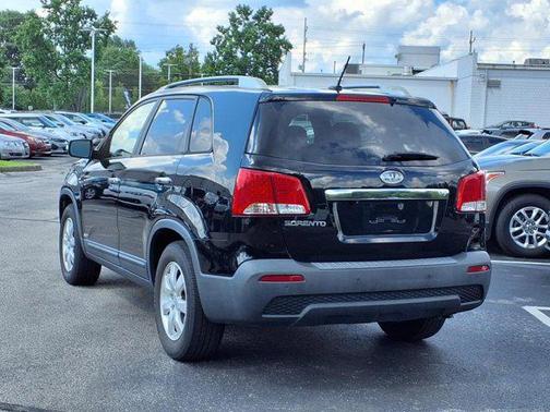 2013 Kia Sorento LX