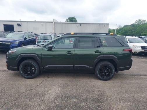 Deep Emerald Green Pearl 2026 Subaru Outback Wilderness