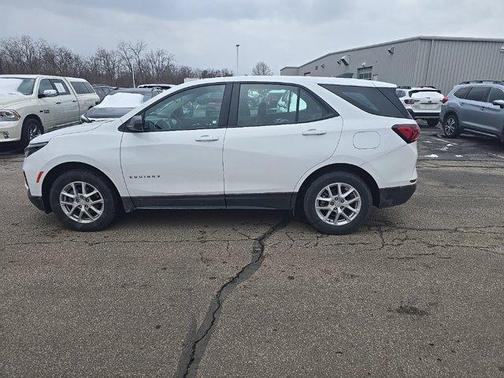 2023 Chevrolet Equinox LS
