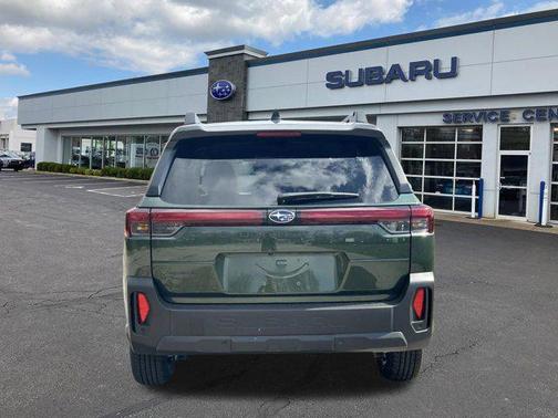 Deep Emerald Green Pearl 2026 Subaru Outback Touring XT