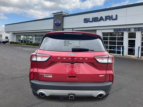 2020 Ford Escape Titanium