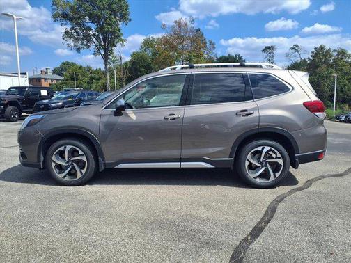 2023 Subaru Forester Touring