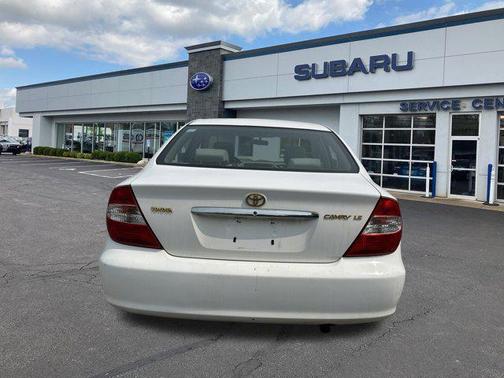 2004 Toyota Camry LE