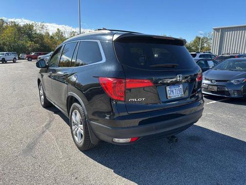 2016 Honda Pilot LX