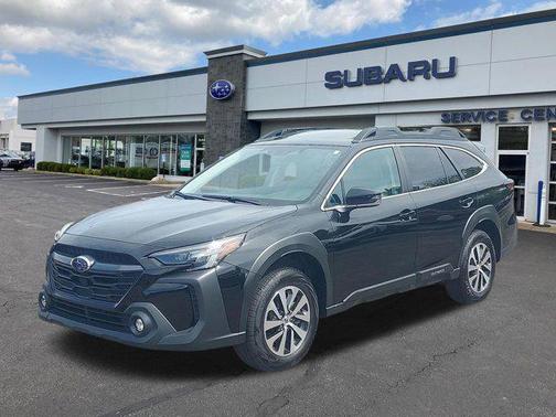 Crystal Black Silica 2025 Subaru Outback Premium