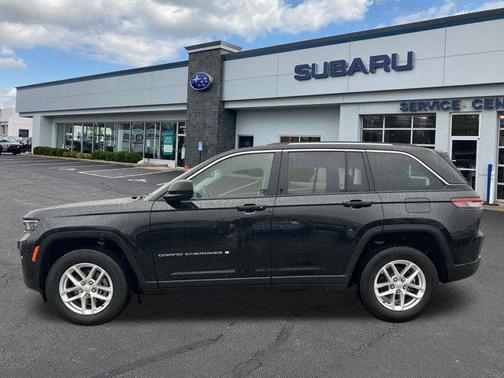 2023 Jeep Grand Cherokee Laredo