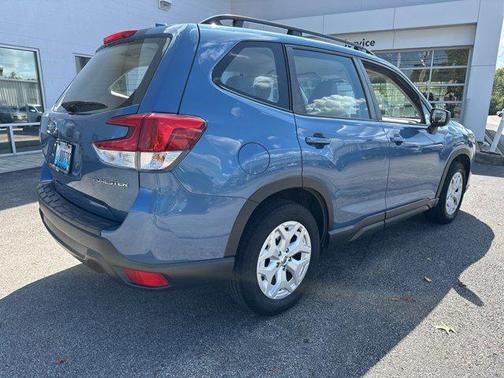 2022 Subaru Forester Base