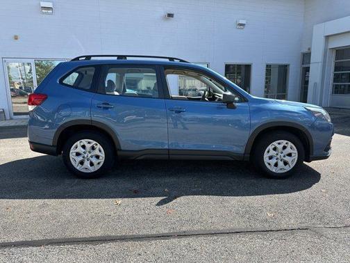 2022 Subaru Forester Base