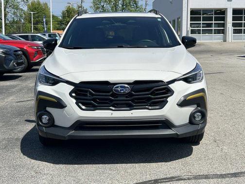 Crystal White Pearl 2025 Subaru Crosstrek Sport