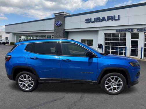 2023 Jeep Compass Latitude Lux