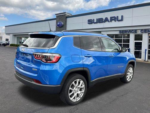 2023 Jeep Compass Latitude Lux