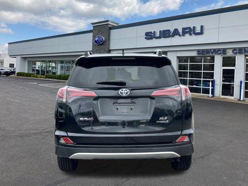 2016 Toyota RAV4 Hybrid XLE